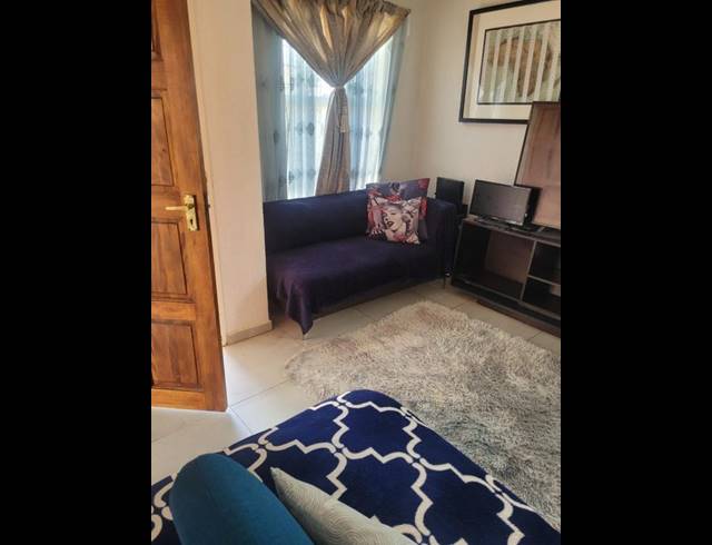 2 BEDROOM HOUSE FOR SALE IN SALFIN